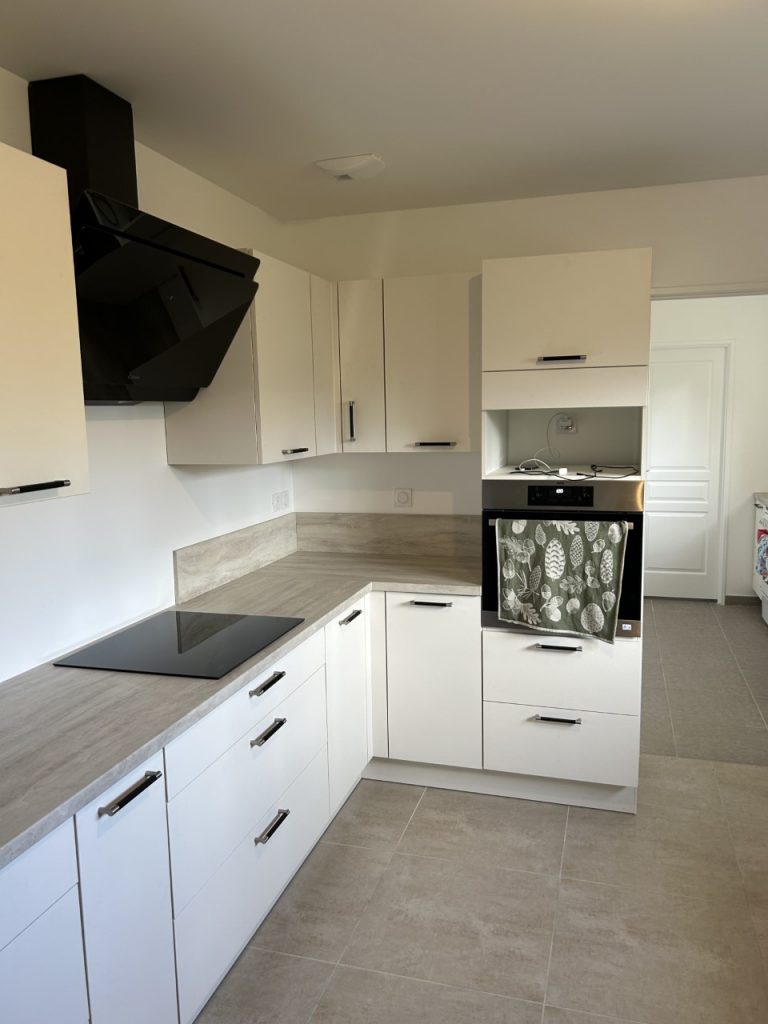 Rénovation intérieure, Pose de cuisine, Décoration intérieure, Plomberie, Peinture, Louviers, Secteur 27