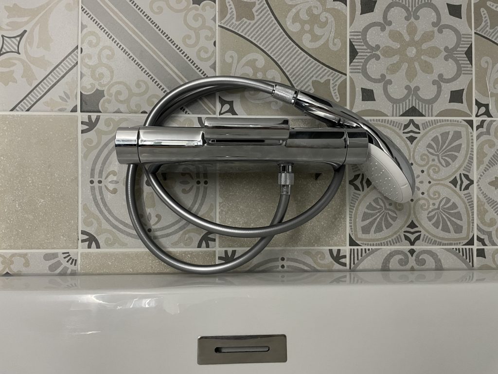 robinet thermostatique baignoire robertot